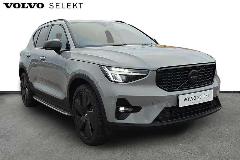 Grey Used 2025 Volvo XC40 Plus SUV | £36,500 (Expensive) - Image 1/3