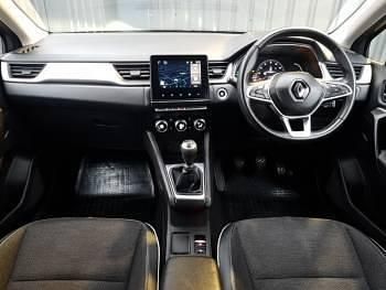 Usado Renault Captur Techno 91 HP (66 kW) 2022 Cinzento SUV