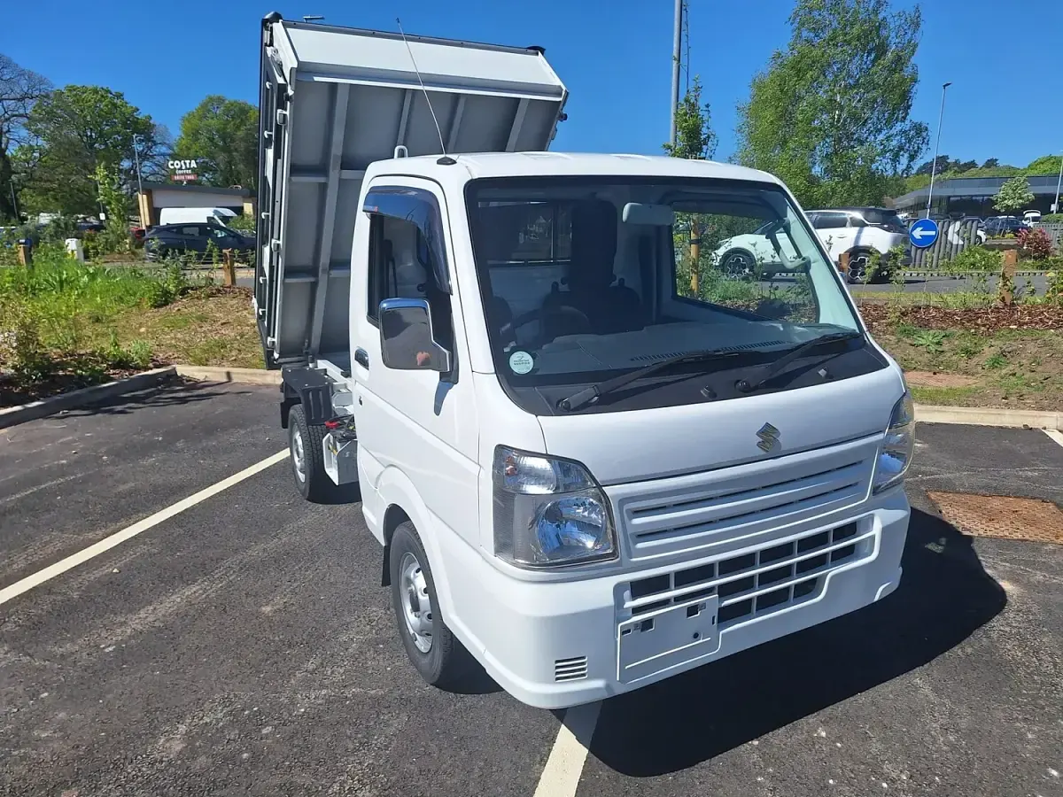 Used Suzuki Carry 2015 White Pickup