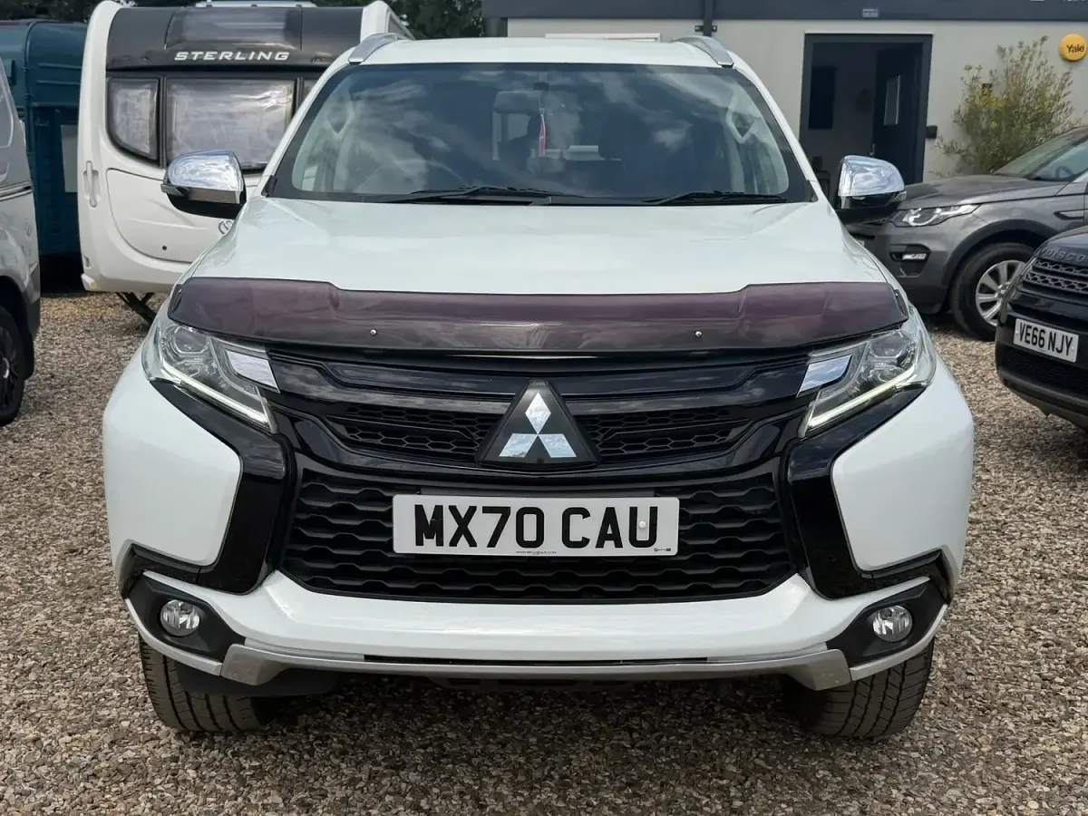 Used Mitsubishi Shogun 2020 White SUV