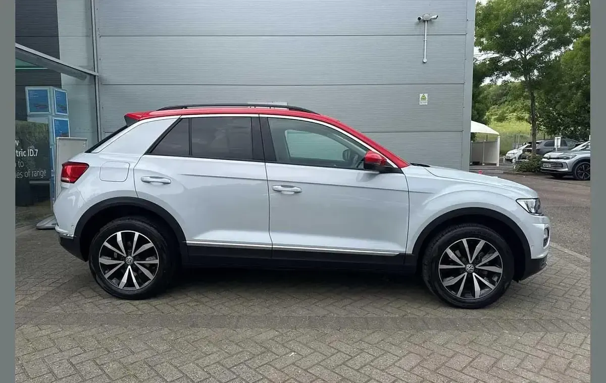 Used VW T-Roc Design 150 HP (110 kW) 2019 Silver SUV