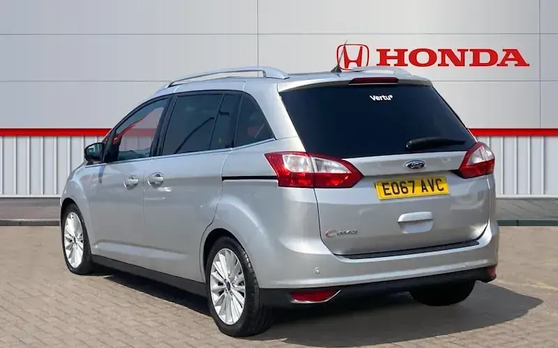 Used Ford Grand C-Max Titanium 120 HP (88 kW) 2019 MPV