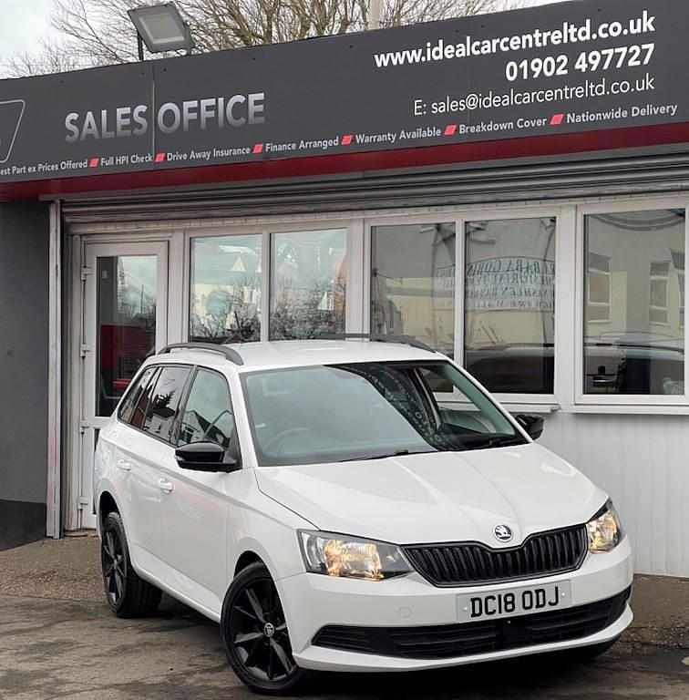 White Used 2018 Skoda Fabia SE Hatchback | £6,495 (Super price) - Image 1/3