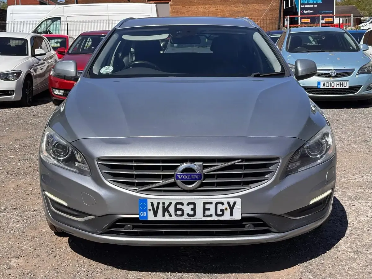 Used Volvo V60 SE Lux 163 HP (119 kW) 2013 Silver Estate