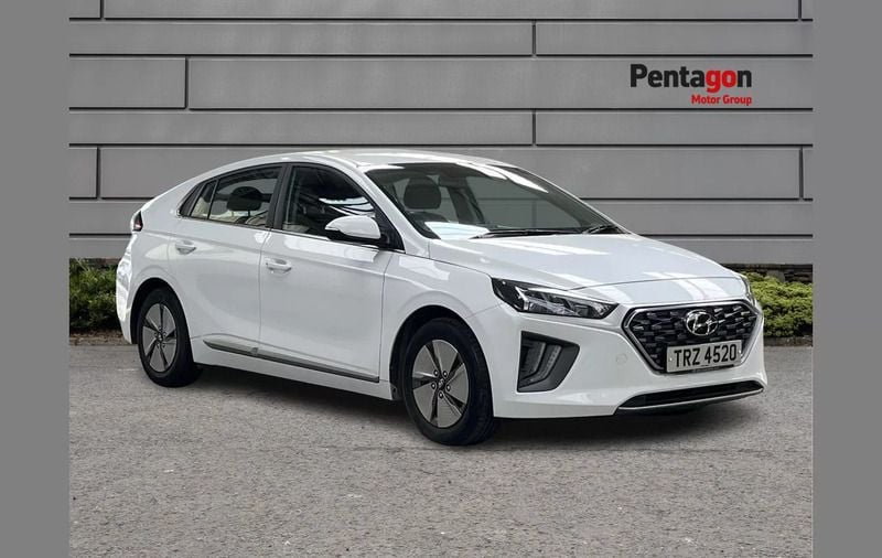 White Used 2022 Hyundai Ioniq Premium Sedan | £14,299 (Good price) - Image 1/4