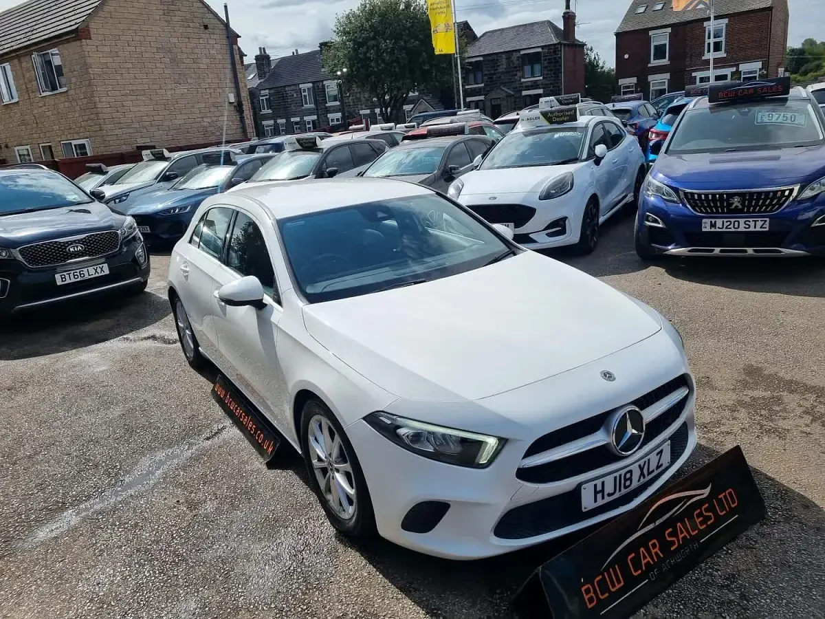 Used Mercedes A200 163 HP (119 kW) 2018 White Hatchback