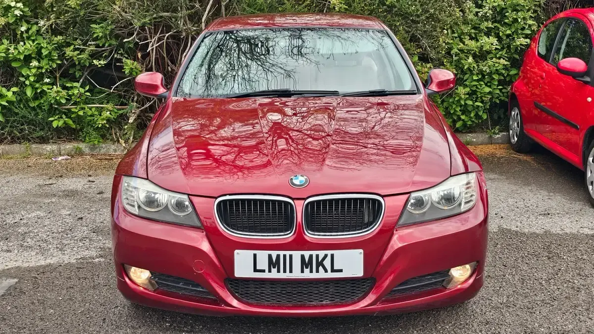 Used BMW 318 Performance 2011 Red Sedan