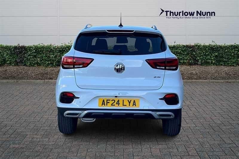 Used MG ZS Exclusive 106 HP (77 kW) 2024 White SUV