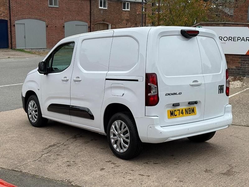 White Used 2024 Fiat Doblò S MPV | £16,450 (Fair price) - Image 1/4