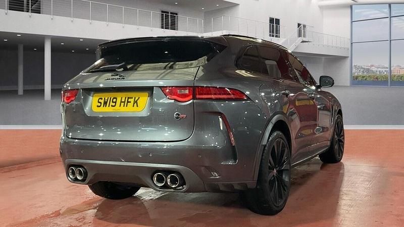 Used Jaguar F-Pace Supercharged 550 HP (404 kW) 2019 Grey SUV