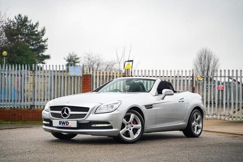 Used Mercedes SLK250 204 HP (150 kW) 2014 Silver Cabriolet