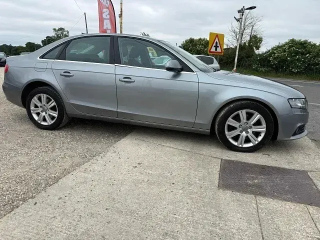 Used Audi A4 143 HP (105 kW) 2011 Grey Sedan