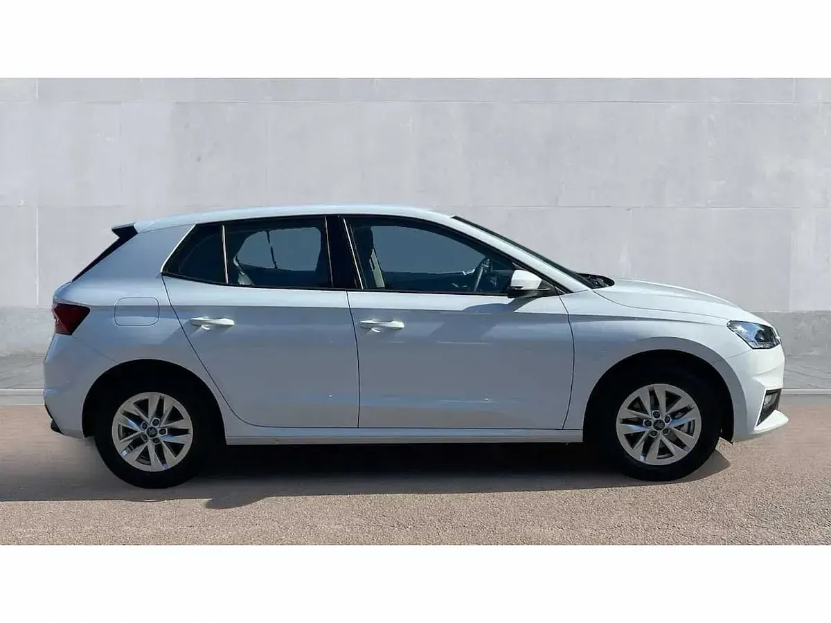 New Skoda Fabia SE 116 HP (85 kW) 2026 Moon white metallic Hatchback