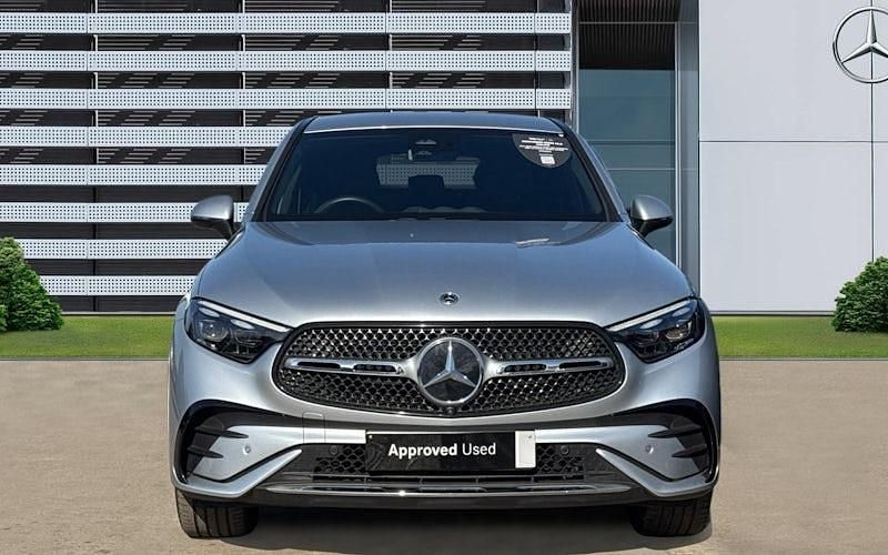 Second-hand Mercedes E300 AMG Line Premium 269 CP (197 kW) 2023 Coupe