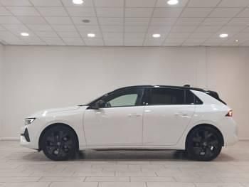 Used Vauxhall Astra 114 kW (156 HP) 2024 White Hatchback