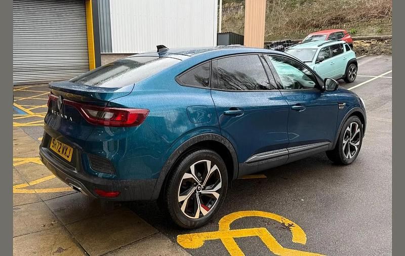 Used Renault Arkana R.S. 138 HP (101 kW) 2023 Metallic blue  SUV