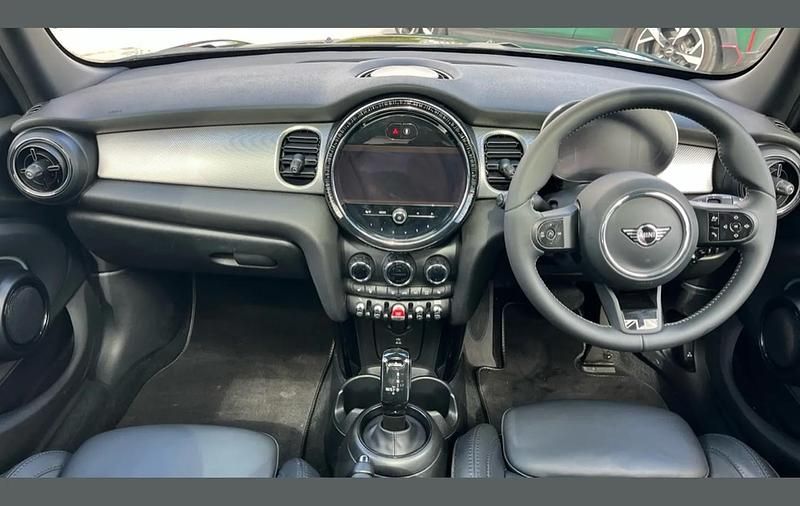 Used Mini Cooper Exclusive 134 HP (98 kW) 2024 Other Hatchback