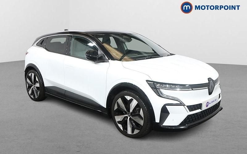 Used 2023 Renault Mégane Techno Hatchback | £18,199 (Good price) - Image 1/4