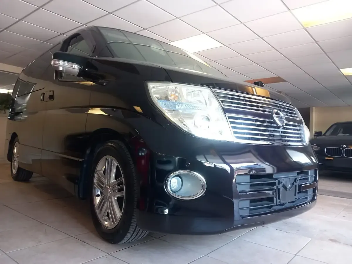 Used Nissan Elgrand 2008 Black MPV