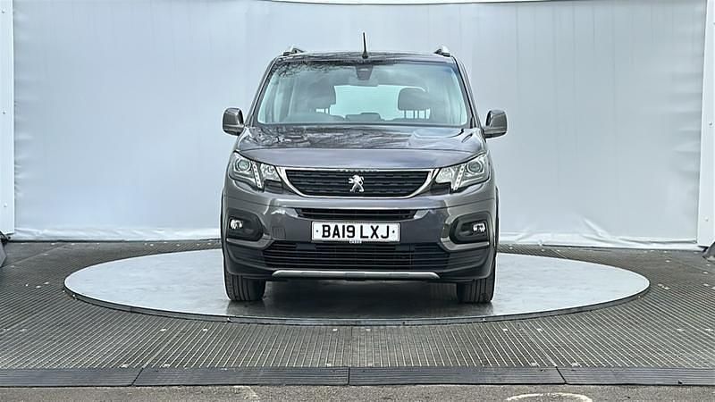 Used Peugeot Rifter Allure 100 HP (73 kW) 2019 Grey MPV
