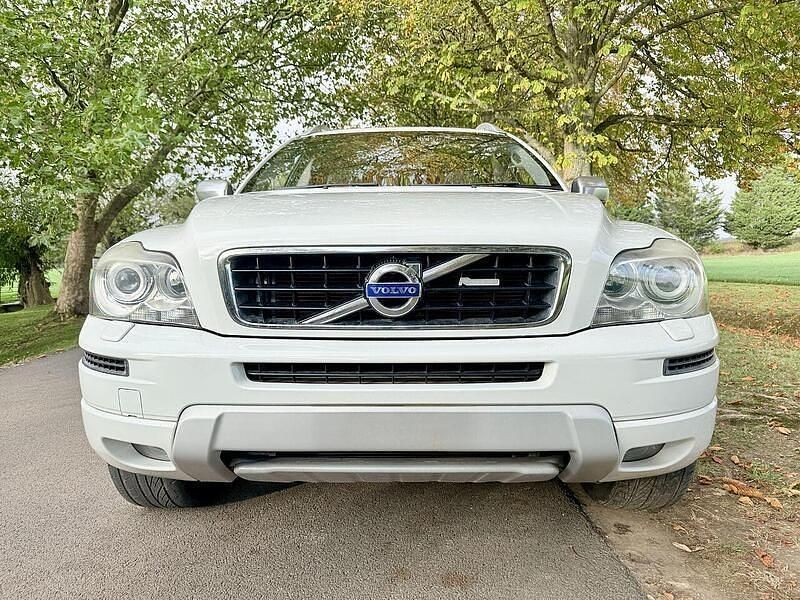 Used Volvo XC90 SE Lux 235 HP (172 kW) 2025 White SUV