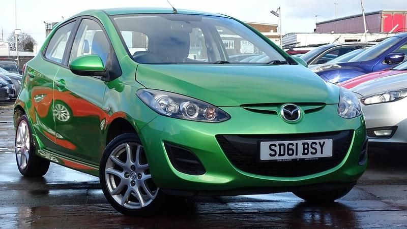 Green Used 2011 Mazda 2 Hatchback | £4,195 (Fair price) - Image 1/4