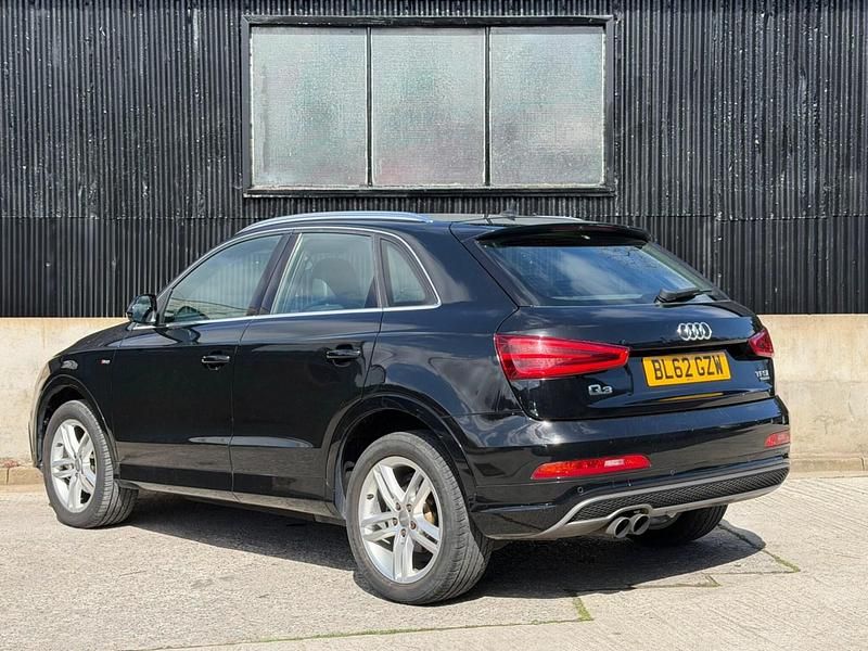Begagnad Audi Q3 S-Line 170 HK (125 kW) 2013 Svart SUV