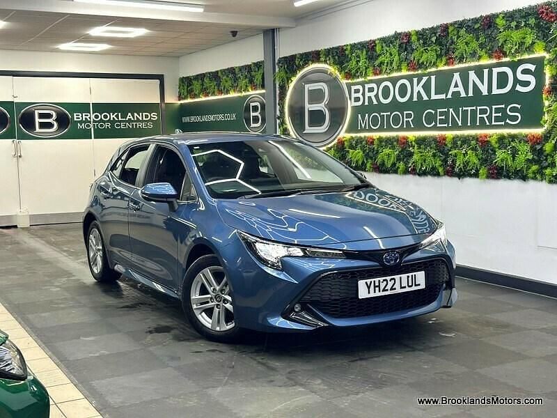 Used Toyota Corolla 2022 Blue Hatchback