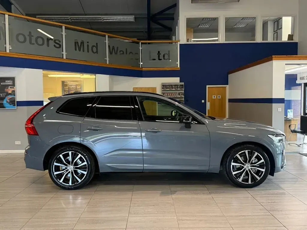 Used Volvo XC60 Ultimate 2024 Grey SUV