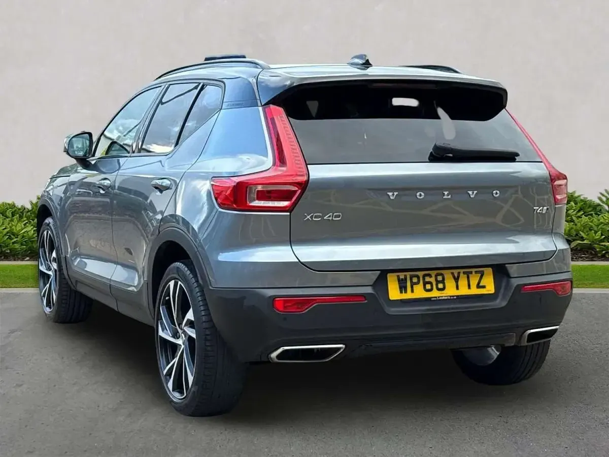 Used Volvo XC40 R-Design Pro 190 HP (139 kW) 2019 Grey SUV