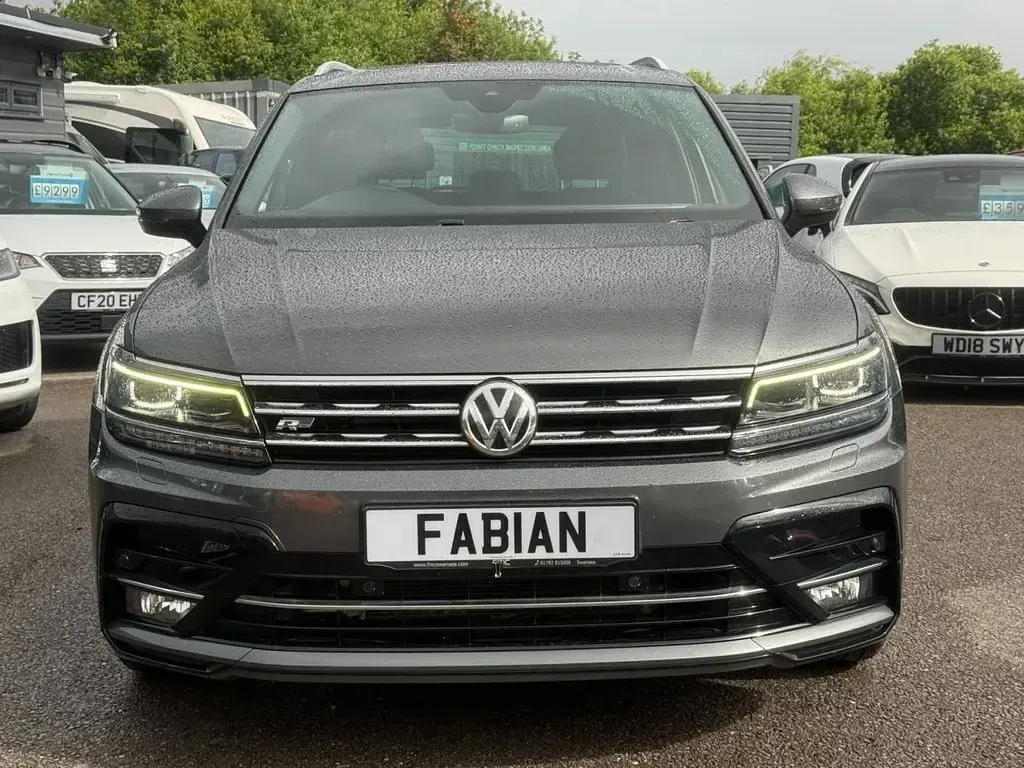 Used VW Tiguan R-line 150 HP (110 kW) 2017 Grey SUV