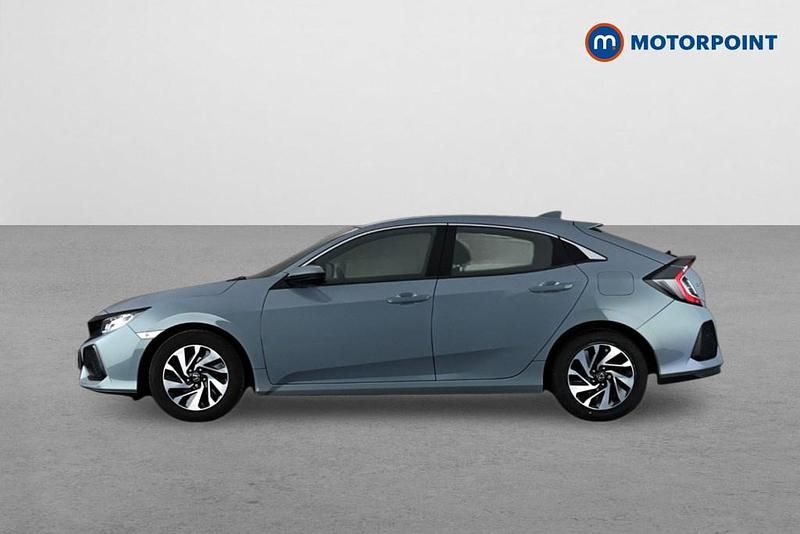 Used Honda Civic SE 2018 Grey Hatchback