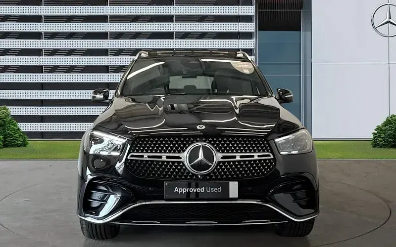 Used Mercedes GLE300 AMG line 269 HP (197 kW) 2024 Black SUV
