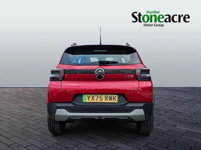 Nowe Citroën e-C3 83 kW (113 KM) 2025 Czerwony Hatchback