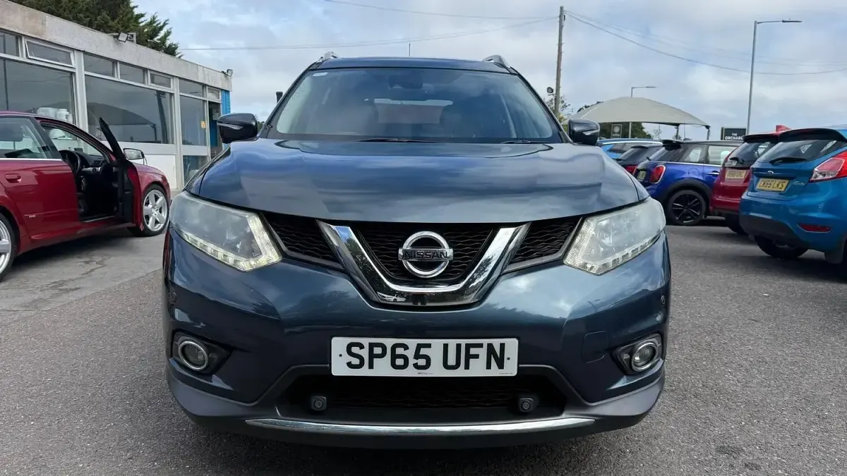 Used Nissan X-Trail N-TEC 130 HP (95 kW) 2015 Blue SUV