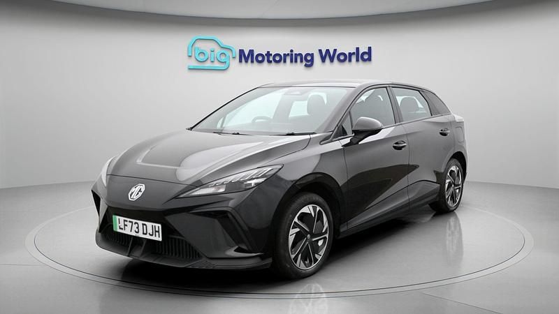 Used MG MG4 EV SE 319 kW (435 HP) 2023 Black Hatchback