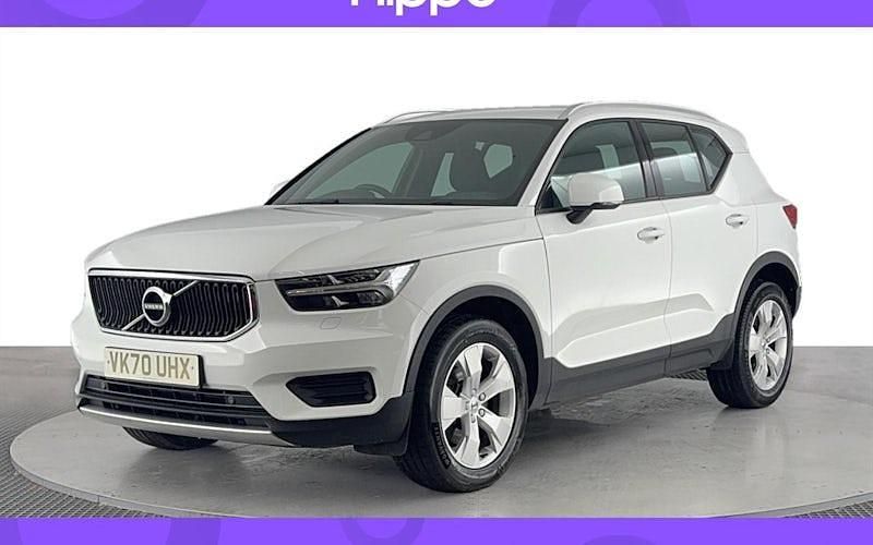White Used 2020 Volvo XC40 Momentum SUV | £17,720 (Fair price) - Image 1/4