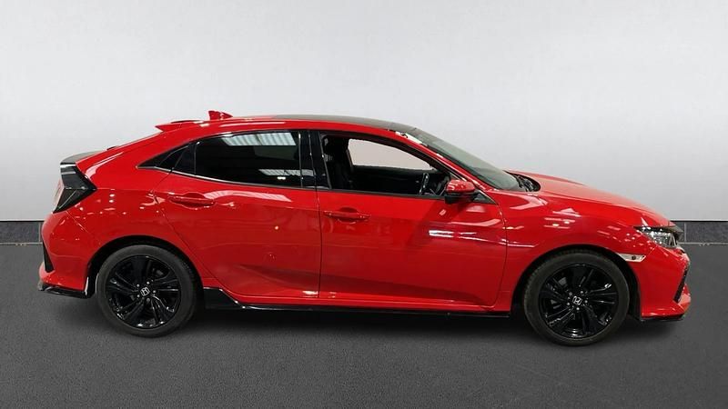 Used Honda Civic Sport Plus 182 HP (133 kW) 2018 Red Hatchback