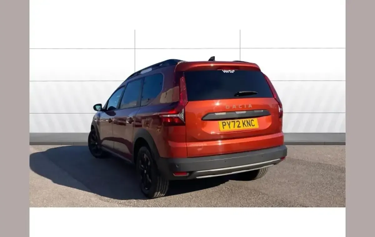 Used Dacia Jogger Extreme 108 HP (79 kW) 2023 Brown MPV