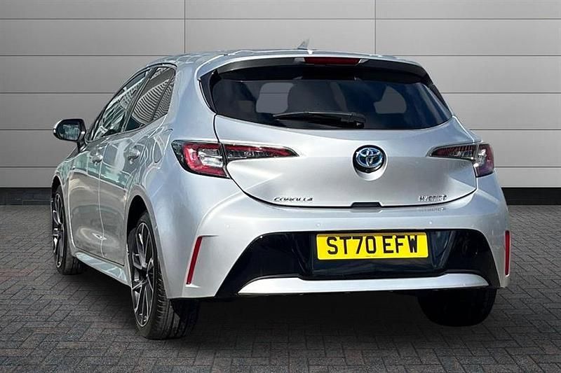 Used Toyota Corolla 122 HP (89 kW) 2020 Manhattan grey Hatchback