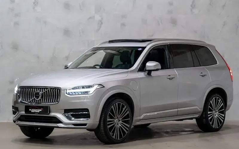 Used Volvo XC90 Inscription 390 HP (286 kW) 2021 Silver SUV