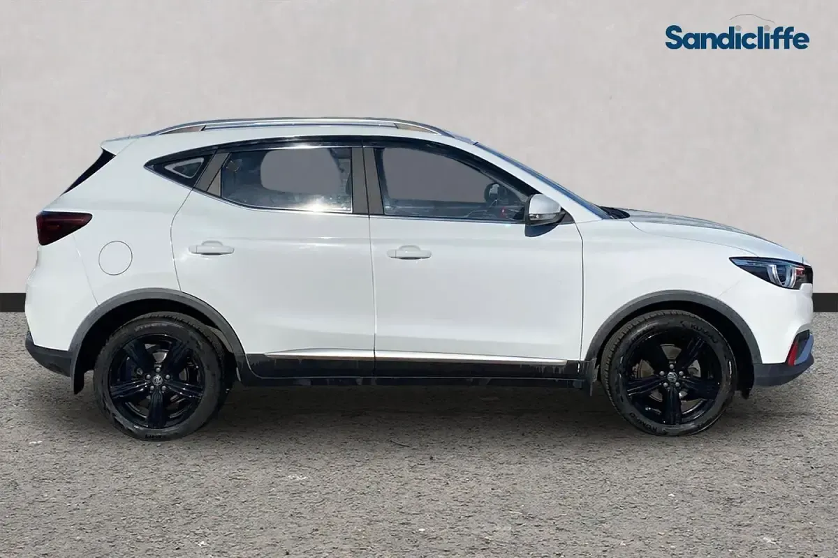 Gebraucht MG ZS Excite 143 PS (105 kW) 2018 Weiß SUV