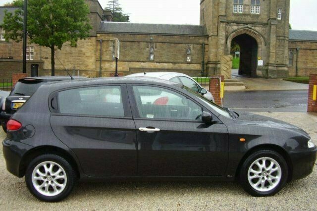 Used Alfa Romeo 147 120 HP (88 kW) 2004 Hatchback