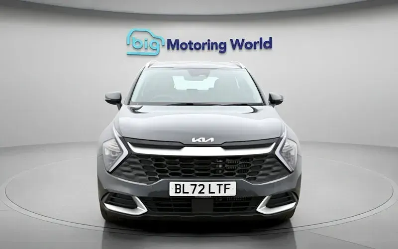Usado Kia Sportage 150 HP (110 kW) 2023 Cinzento SUV