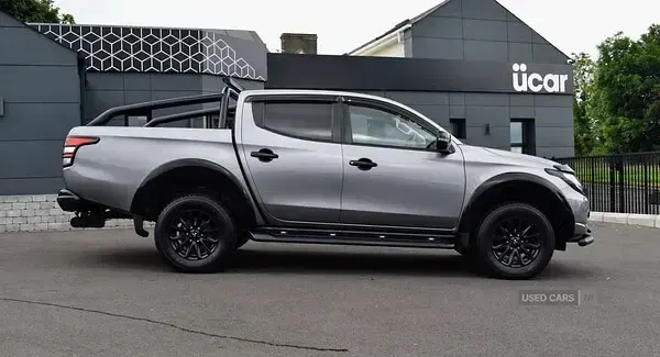 Used Mitsubishi L200 181 HP (133 kW) 2019 Grey Pickup