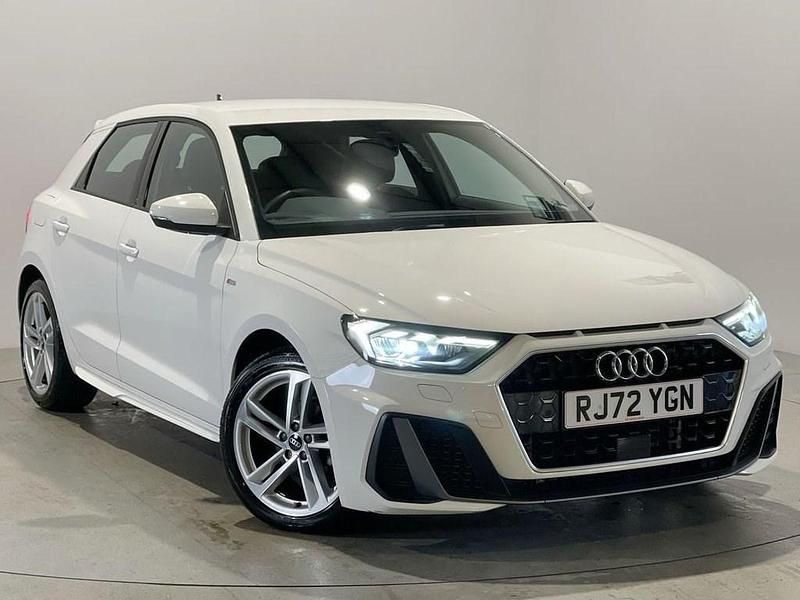 Used Audi A1 Sportback S-Line 95 HP (69 kW) 2022 White Hatchback
