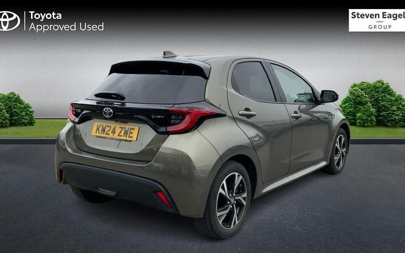 Second-hand Toyota Yaris Hybrid Design 116 CP (85 kW) 2026 Hatchback