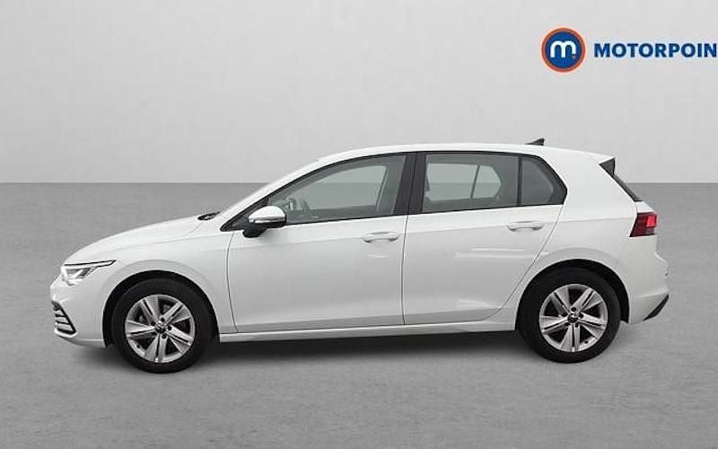 Used VW Golf VIII Life 131 HP (96 kW) 2024 Hatchback