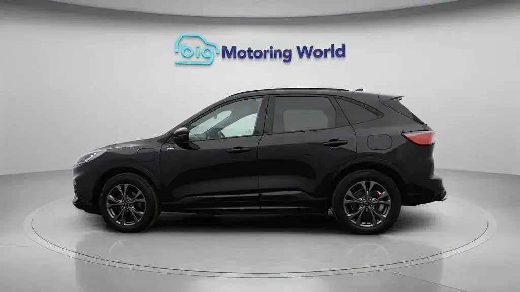 Used Ford Kuga ST-Line 225 HP (165 kW) 2022 Black SUV