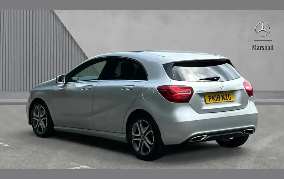 Used Mercedes A180 Sport Edition 120 HP (88 kW) 2018 Silver Hatchback